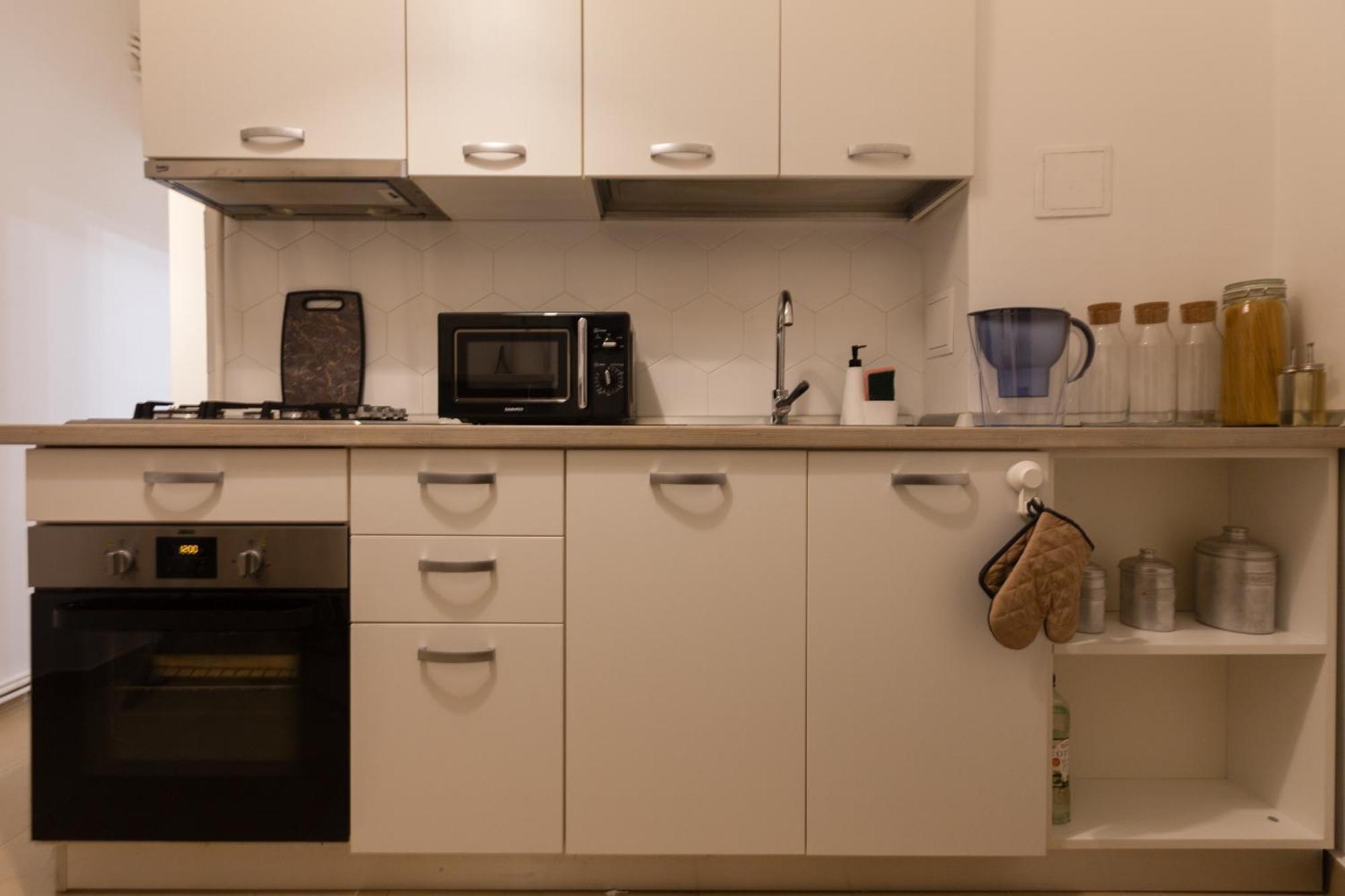 Ultracentral Hong Kong 3 Bdrm Apartment Bucarest Extérieur photo