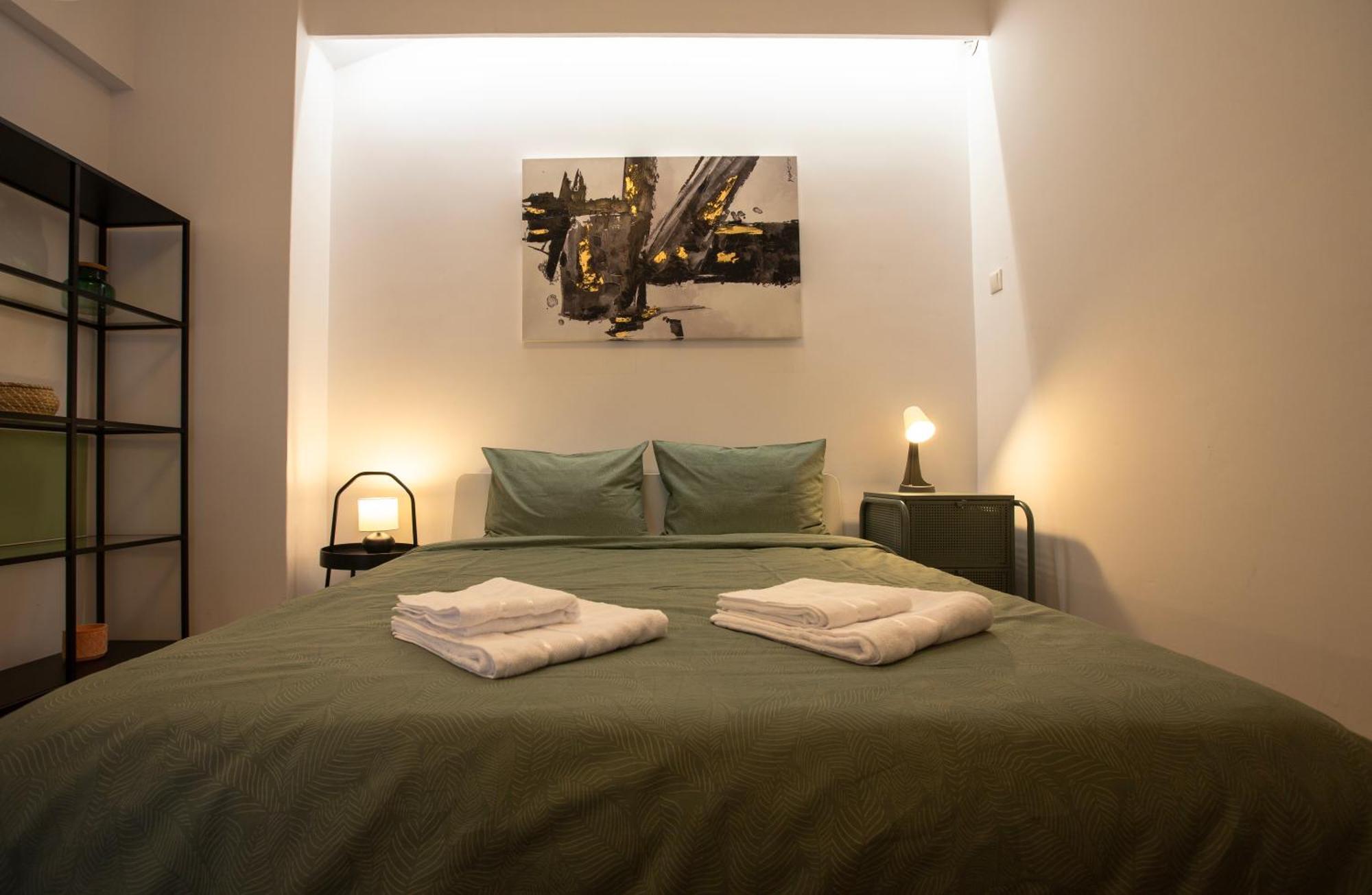 Ultracentral Hong Kong 3 Bdrm Apartment Bucarest Extérieur photo