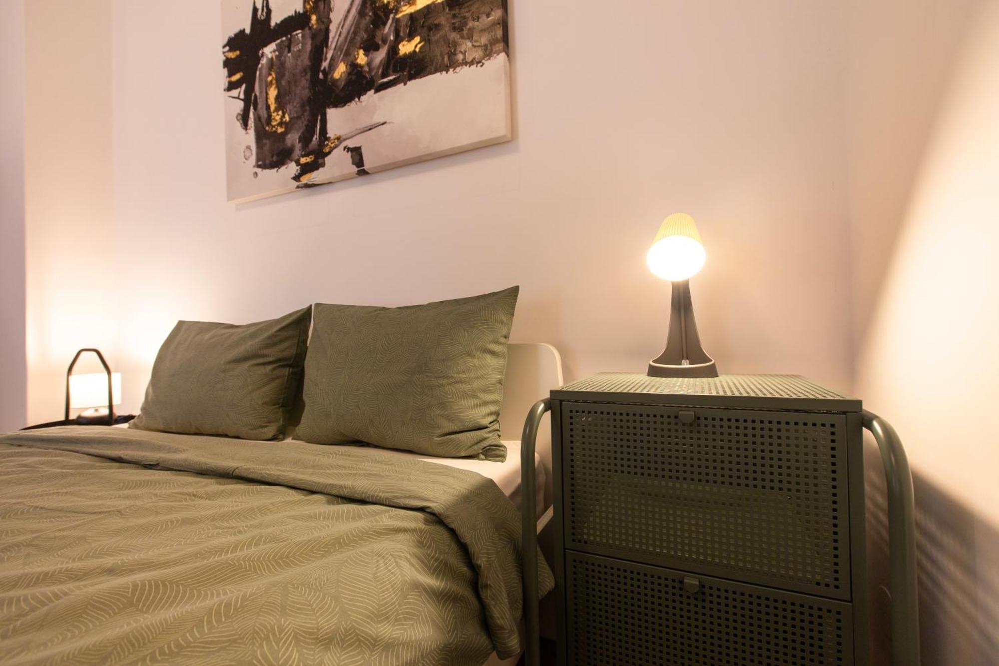 Ultracentral Hong Kong 3 Bdrm Apartment Bucarest Extérieur photo