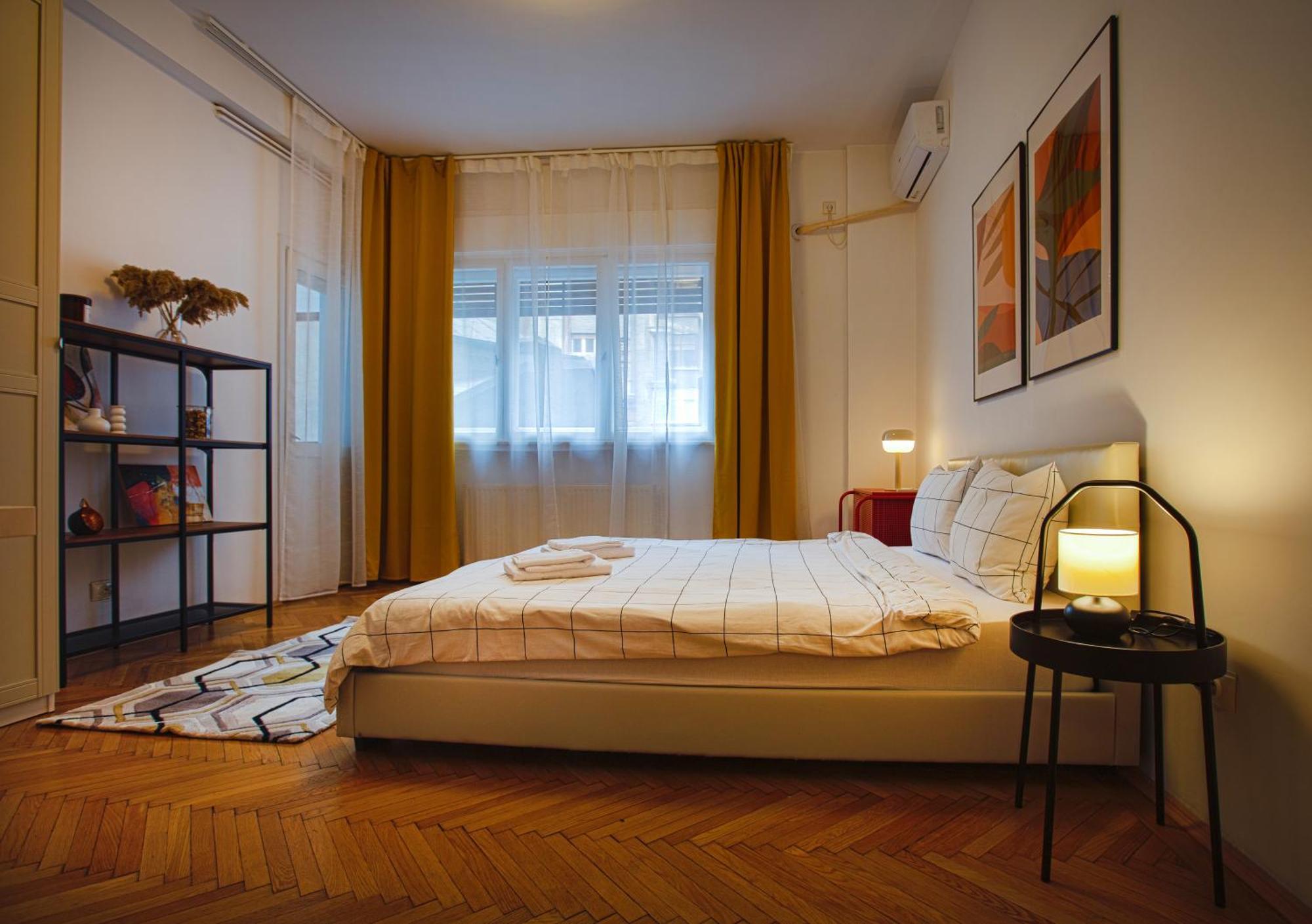 Ultracentral Hong Kong 3 Bdrm Apartment Bucarest Extérieur photo