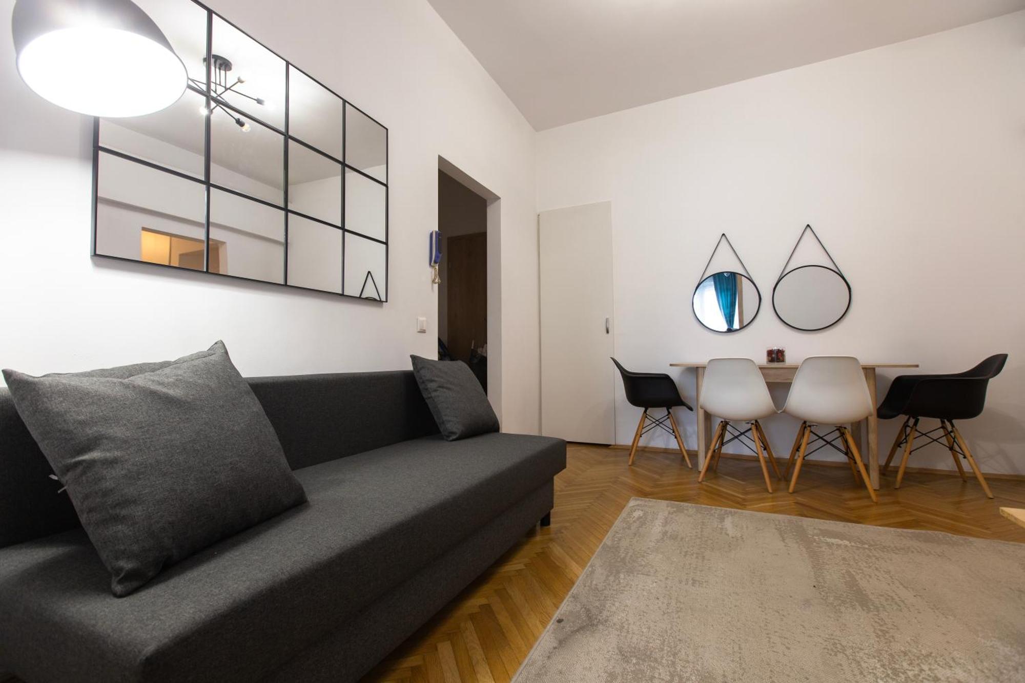 Ultracentral Hong Kong 3 Bdrm Apartment Bucarest Extérieur photo