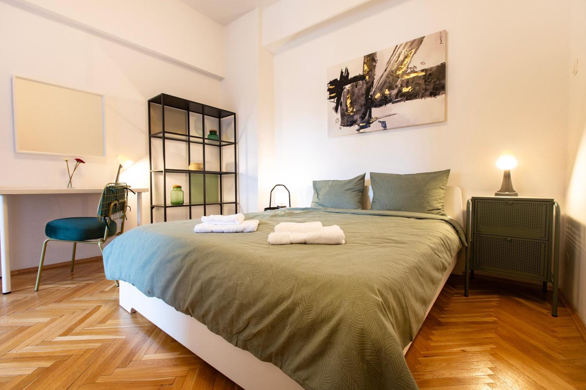Ultracentral Hong Kong 3 Bdrm Apartment Bucarest Extérieur photo